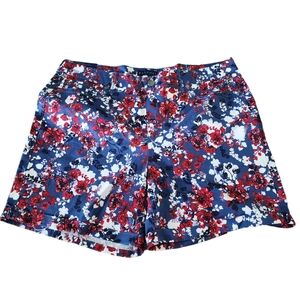 Bandolino Women's NWT Red, White, Blue Floral Shorts